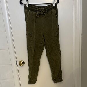 Aerie Women's Olive Green Joggers